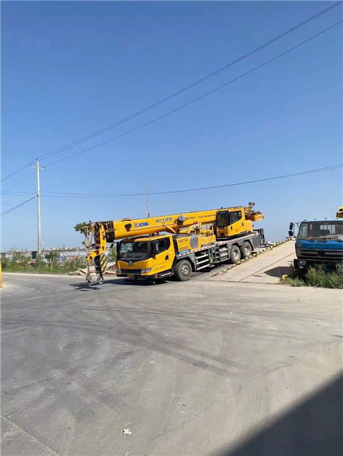 防城港市吊车作业时，可能会产生哪些额外收费项目？